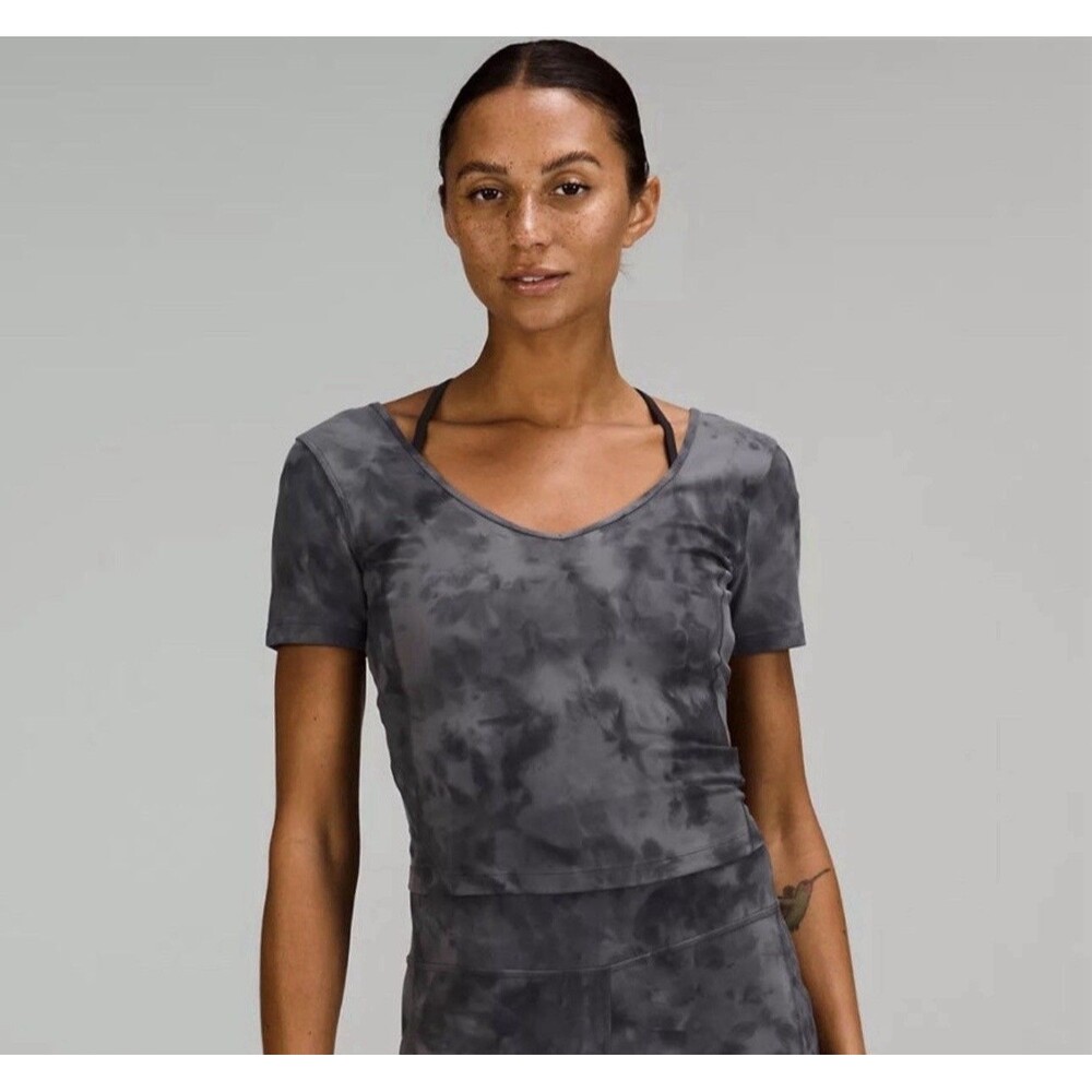Lululemon Align Gray Diamond Dye Short Sleeve V Neck T-Shirt Women’s Size 4 - Picture 2 of 7